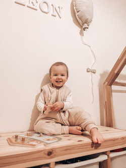 Śpiworek do spania z nogawkami | NATULINO® NATURALS LITTLE WALKERS | beżowy | 21-24°C | 2-warstwowy, nieocieplony