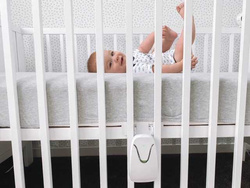 Babysense V35 Elektroniczna niania z kamerą + Monitor oddechu Babysense 7 (Wyrób medyczny)